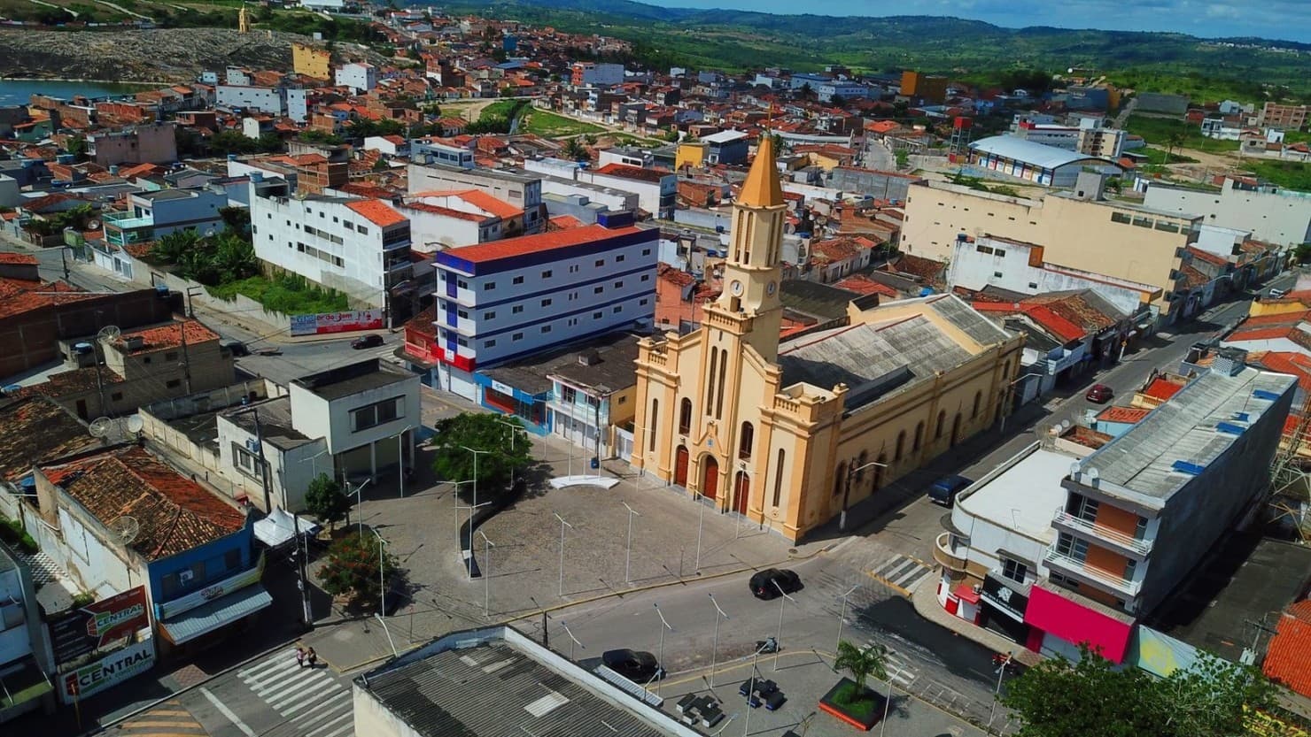 Empresários reunidos na CDL Esperança